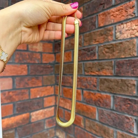 Anthropologie Snake Chain 18k Gold Plated Stainless Steel Waterproof Necklace - Picture 6 of 8